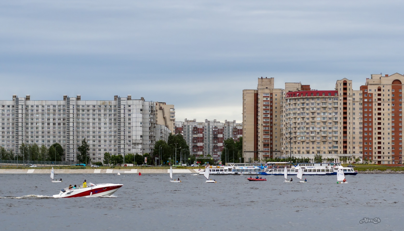 Петровский фарватер