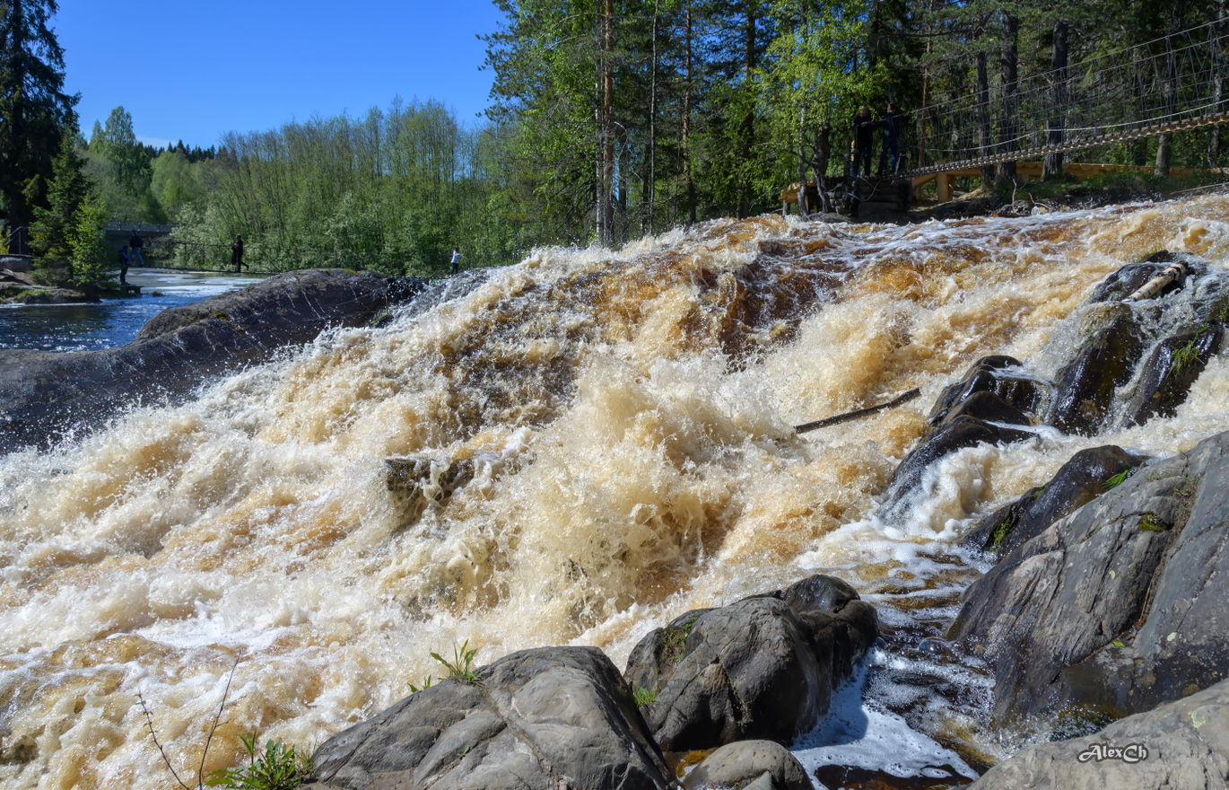 Водопад Ахинкоски