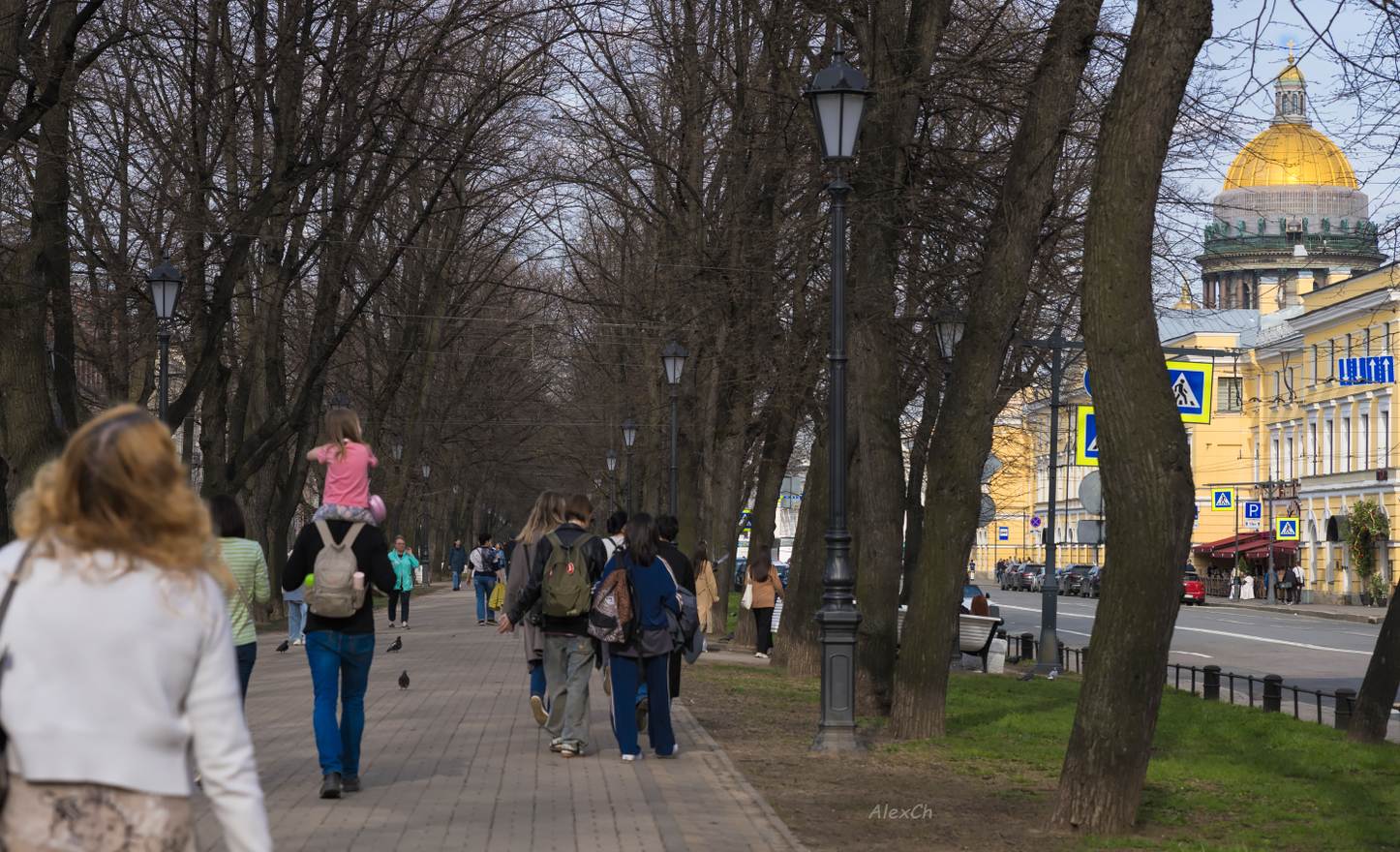 Конногвардейский бульвар