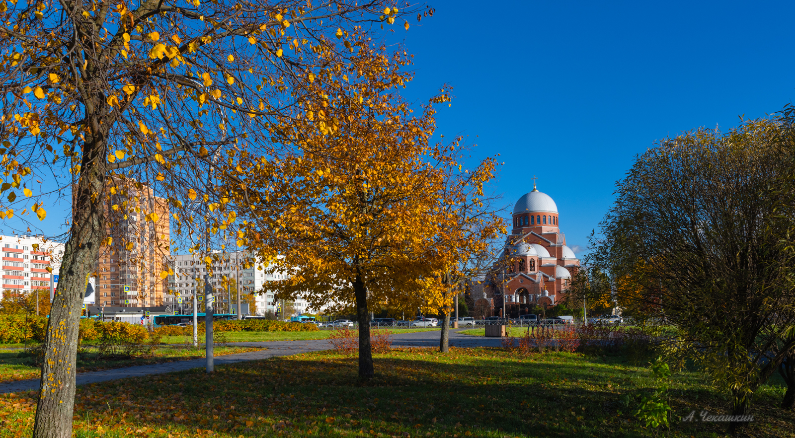 Вид на Сретенскую церковь